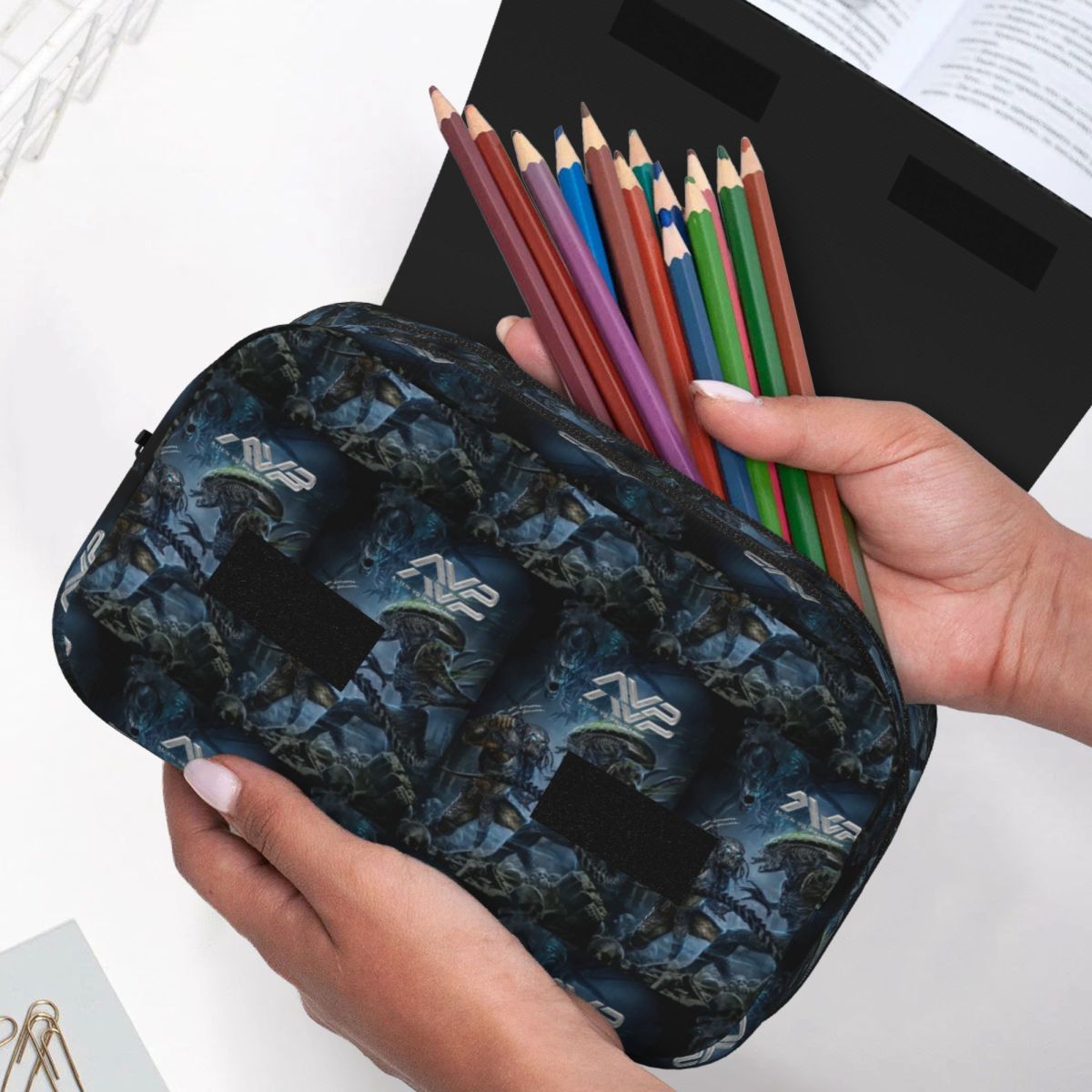 Alien Vs Predator Game Etui vo - Office Supply Vs Stationery recensie en prijs